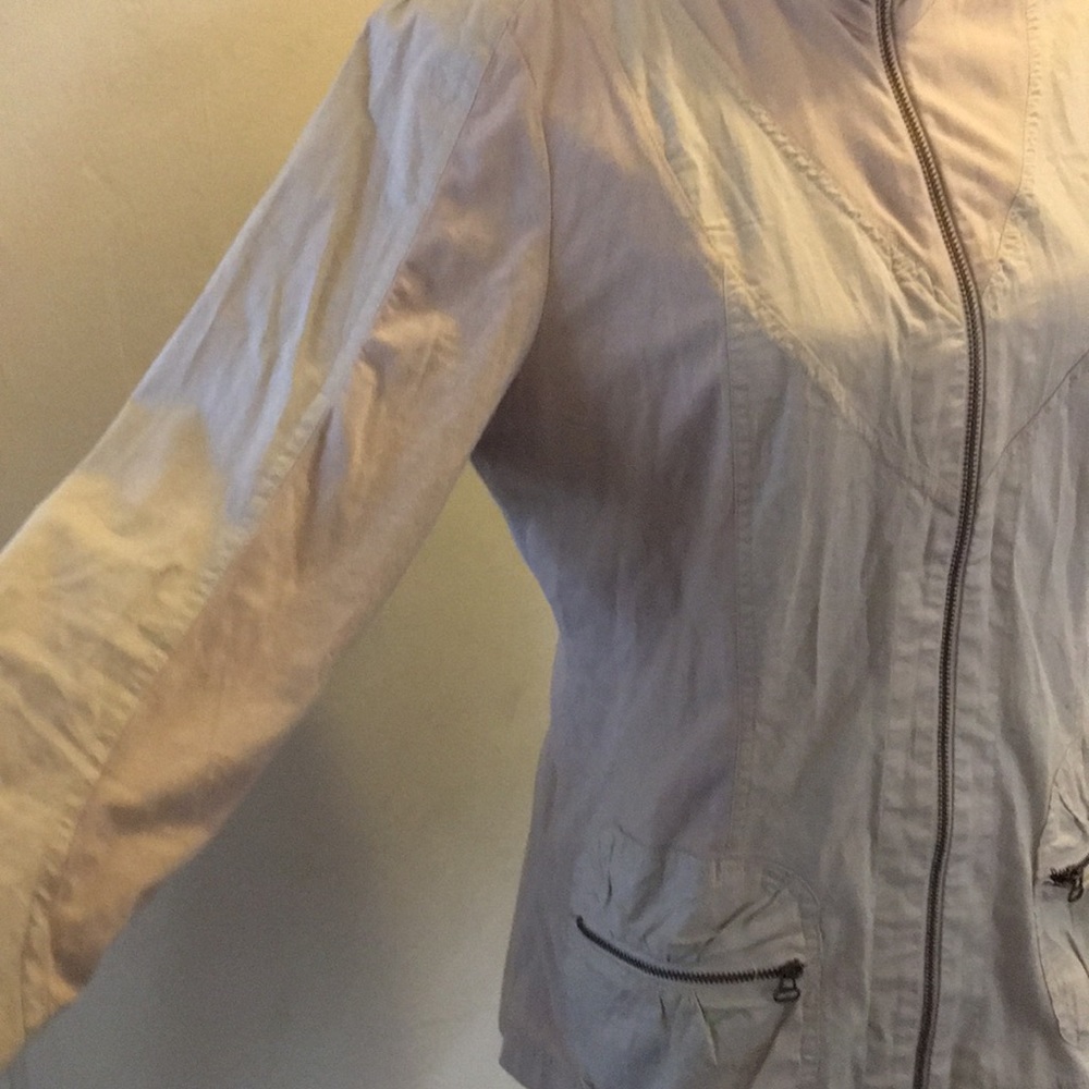 Light Spring Jacket - image 4